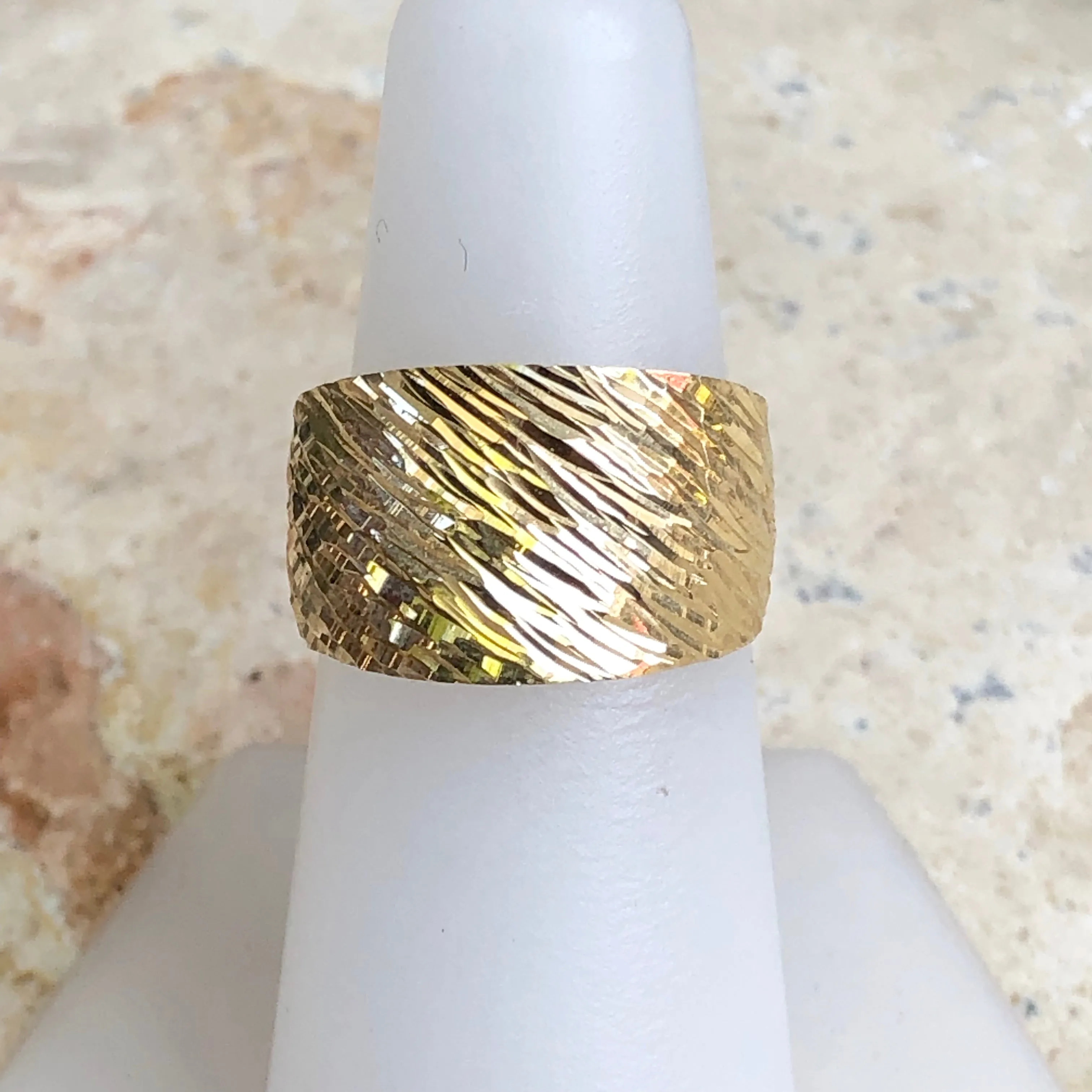 14KT Yellow Gold Wide Artistic Design Cigar Diamond-Cut Band Ring