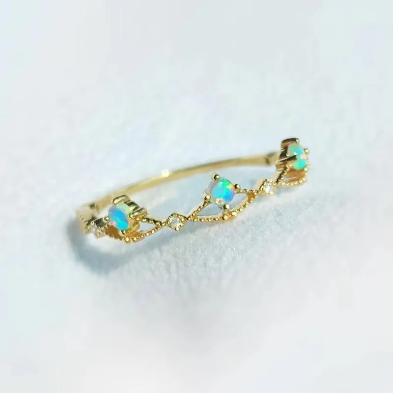 18K Gold Round Cut Natural Opal Diamond Exquisite Ring