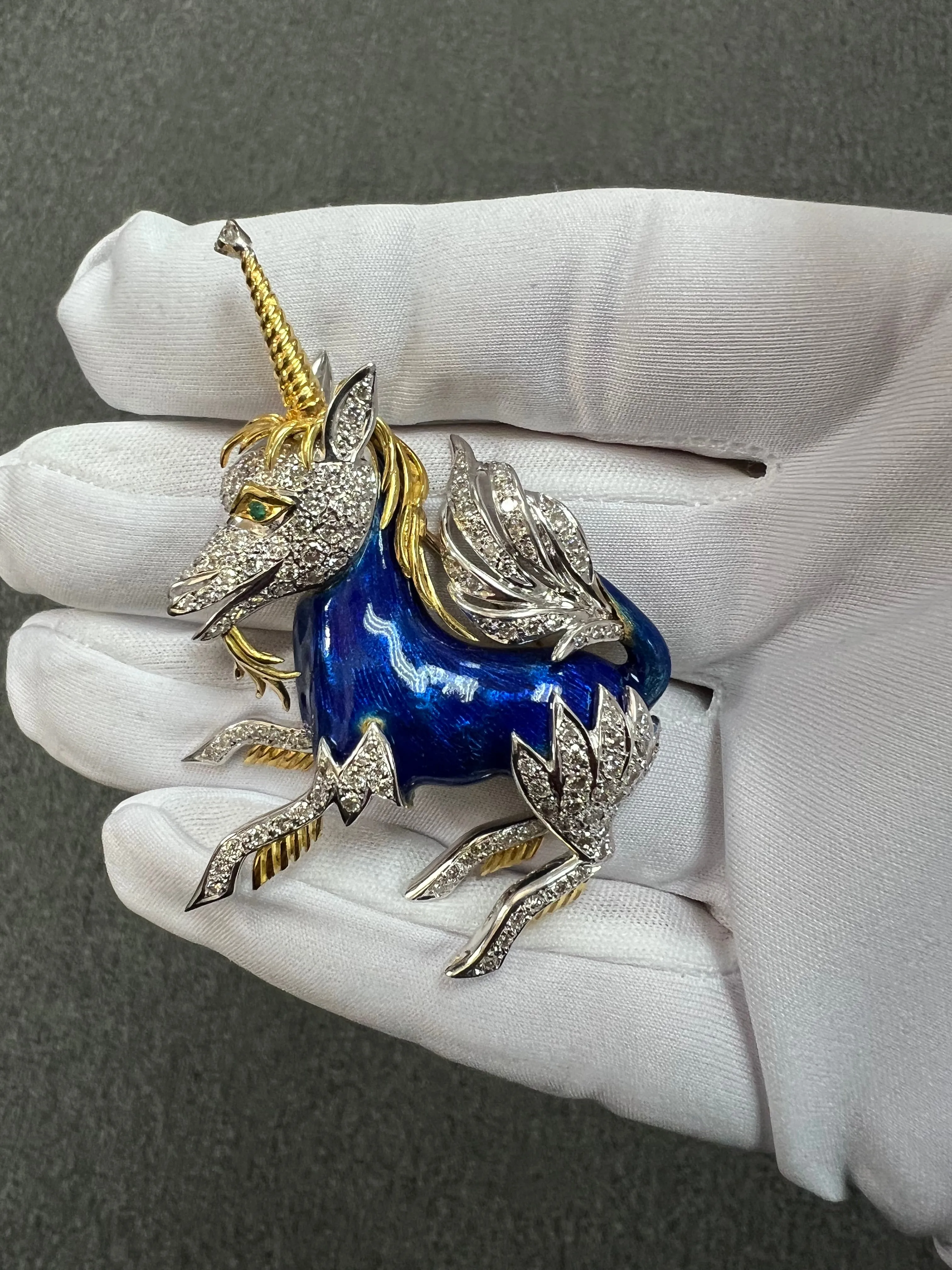 1970s Unicorn Enamel Diamond 18k Yellow Gold Brooch