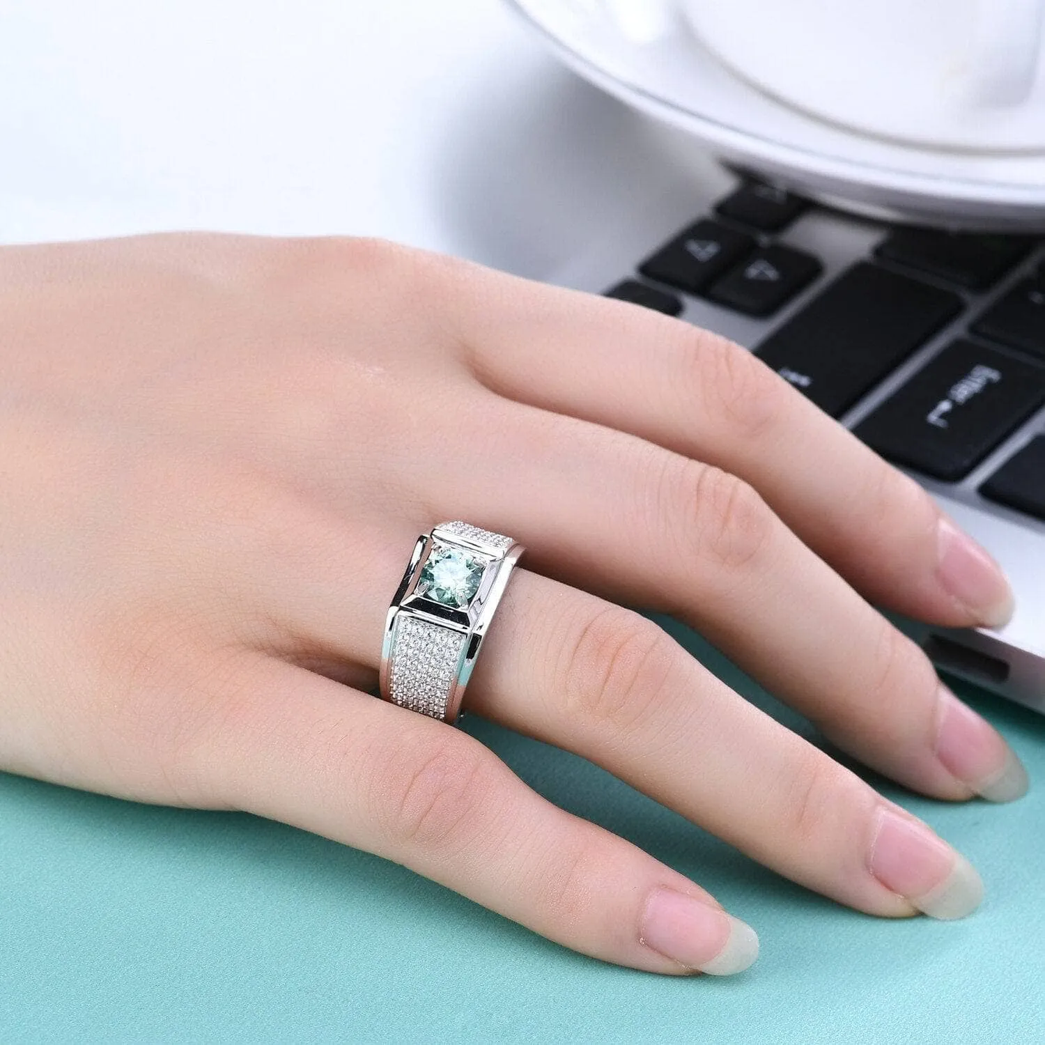 1ct Green Diamond Classic Band