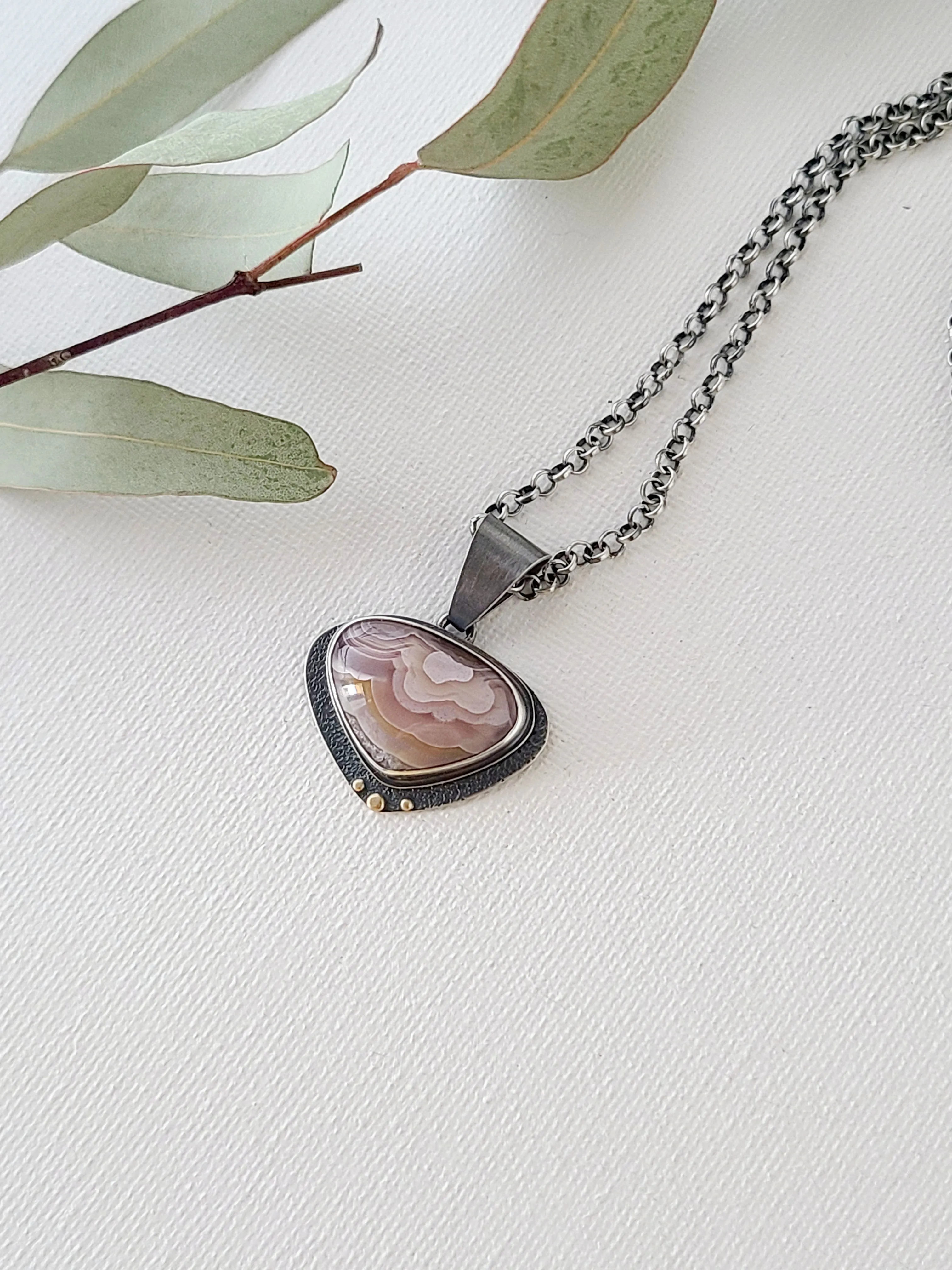 Alba Necklace-Rounded Triangle Agua Nueva Agate-SS/14k