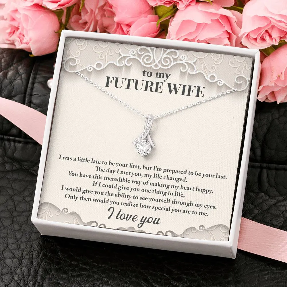 Alluring Beauty Solitaire Necklace to Future Wife