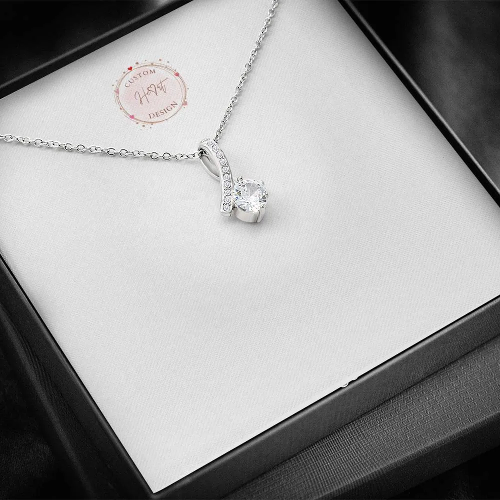 Alluring Beauty Solitaire Necklace