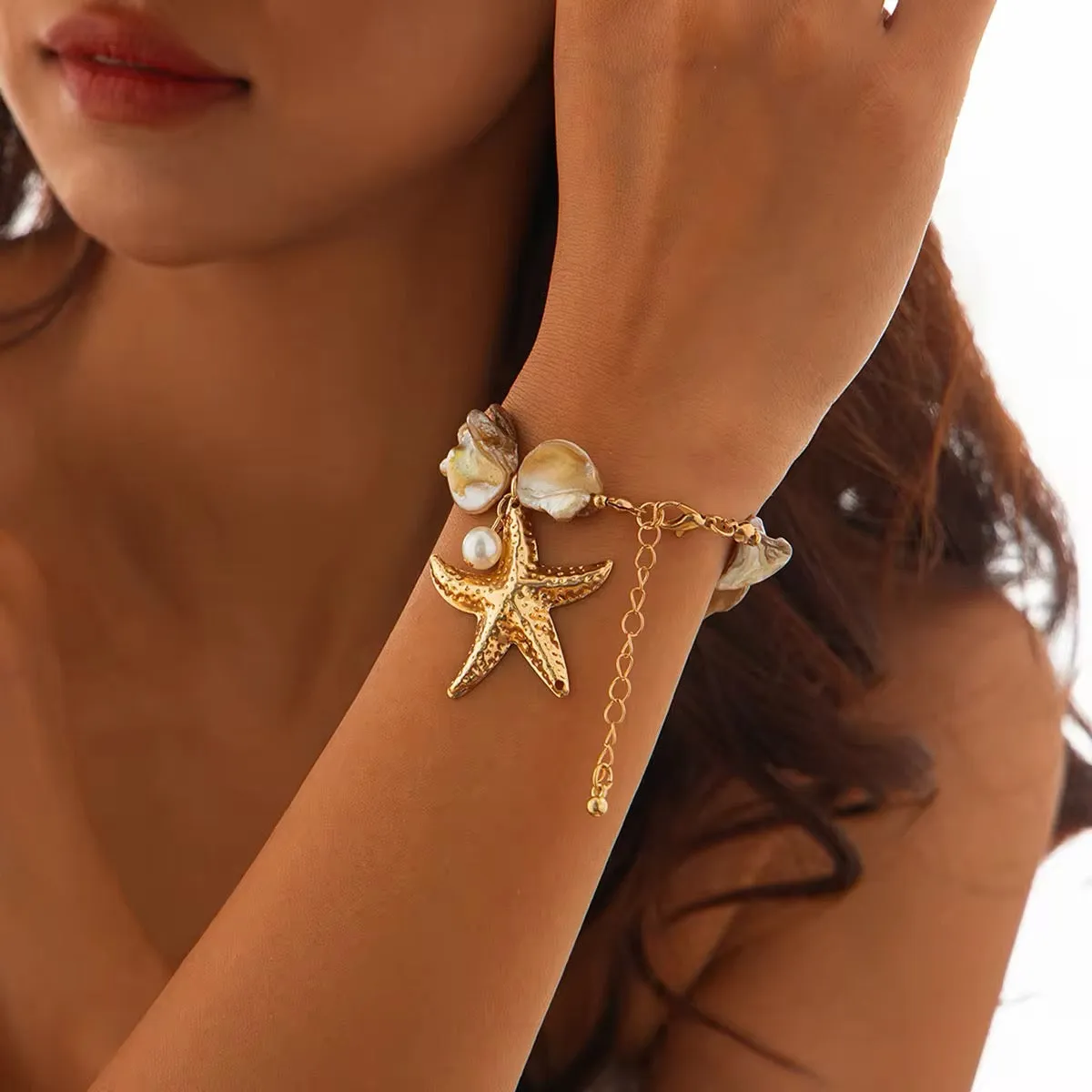 Boho Exquisite Gold Starfish Charm Bracelet