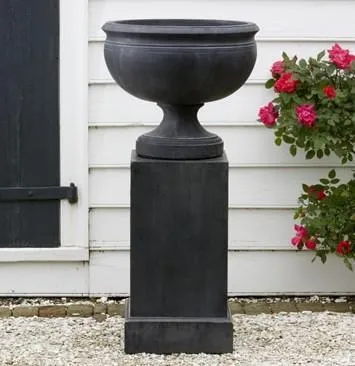 Campania Williamsburg Plantation Urn