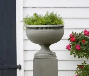 Campania Williamsburg Tayloe House Urn
