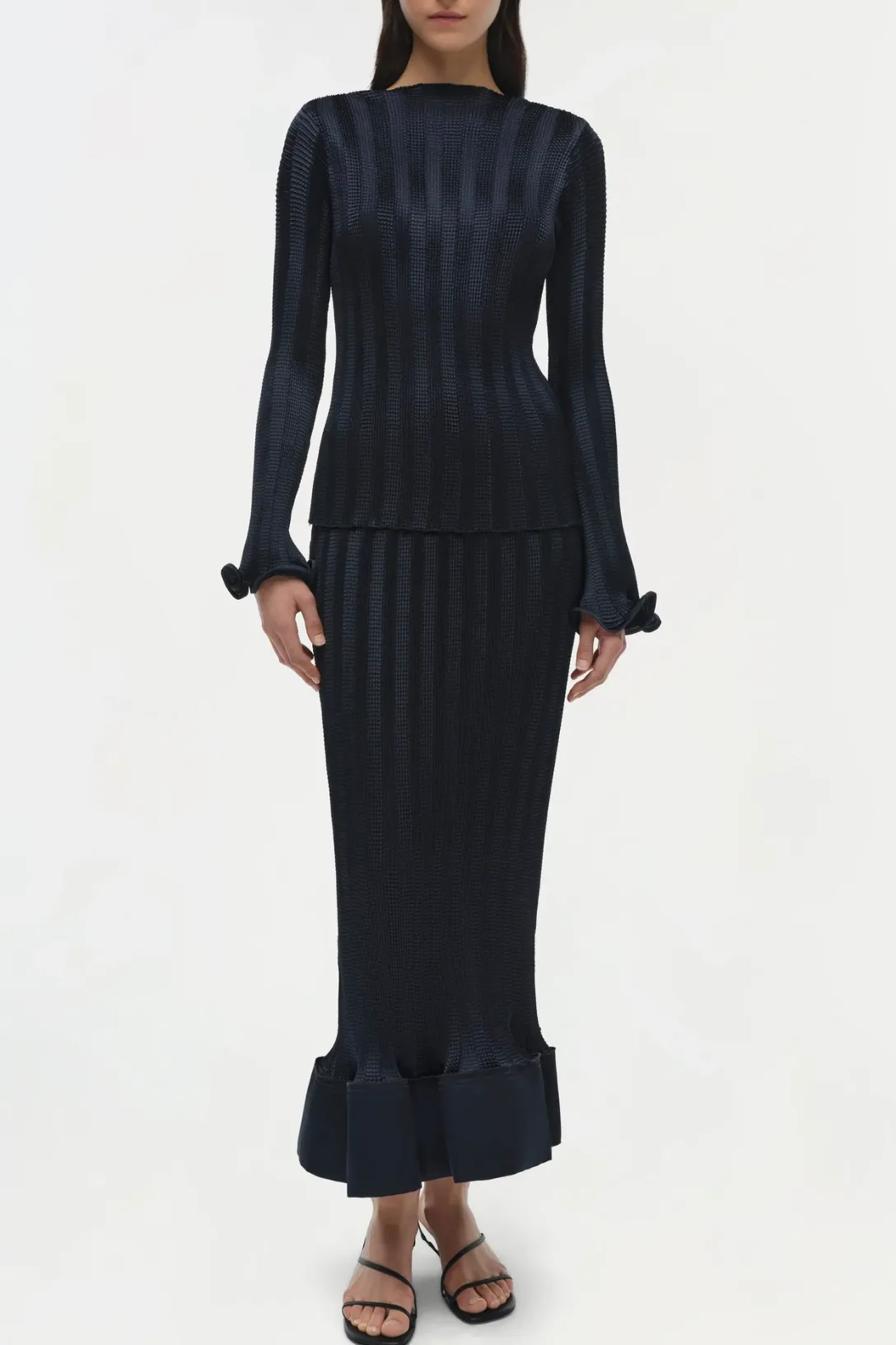 Carys Mock Neck Top | Black