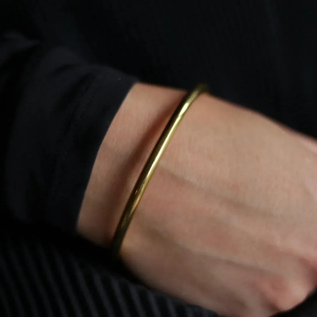 Classic Gold Bangle