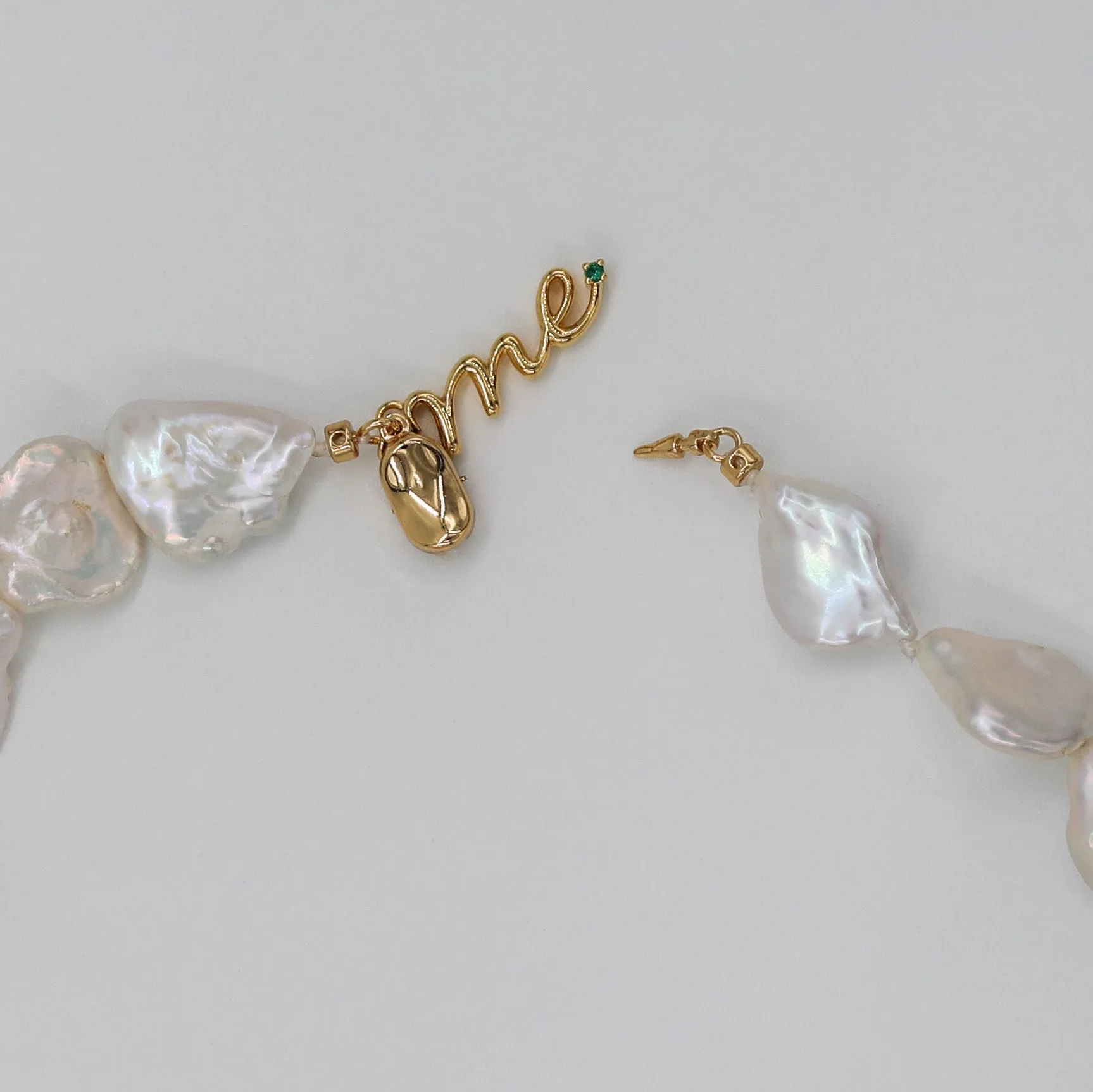 Classic Pearl Necklace