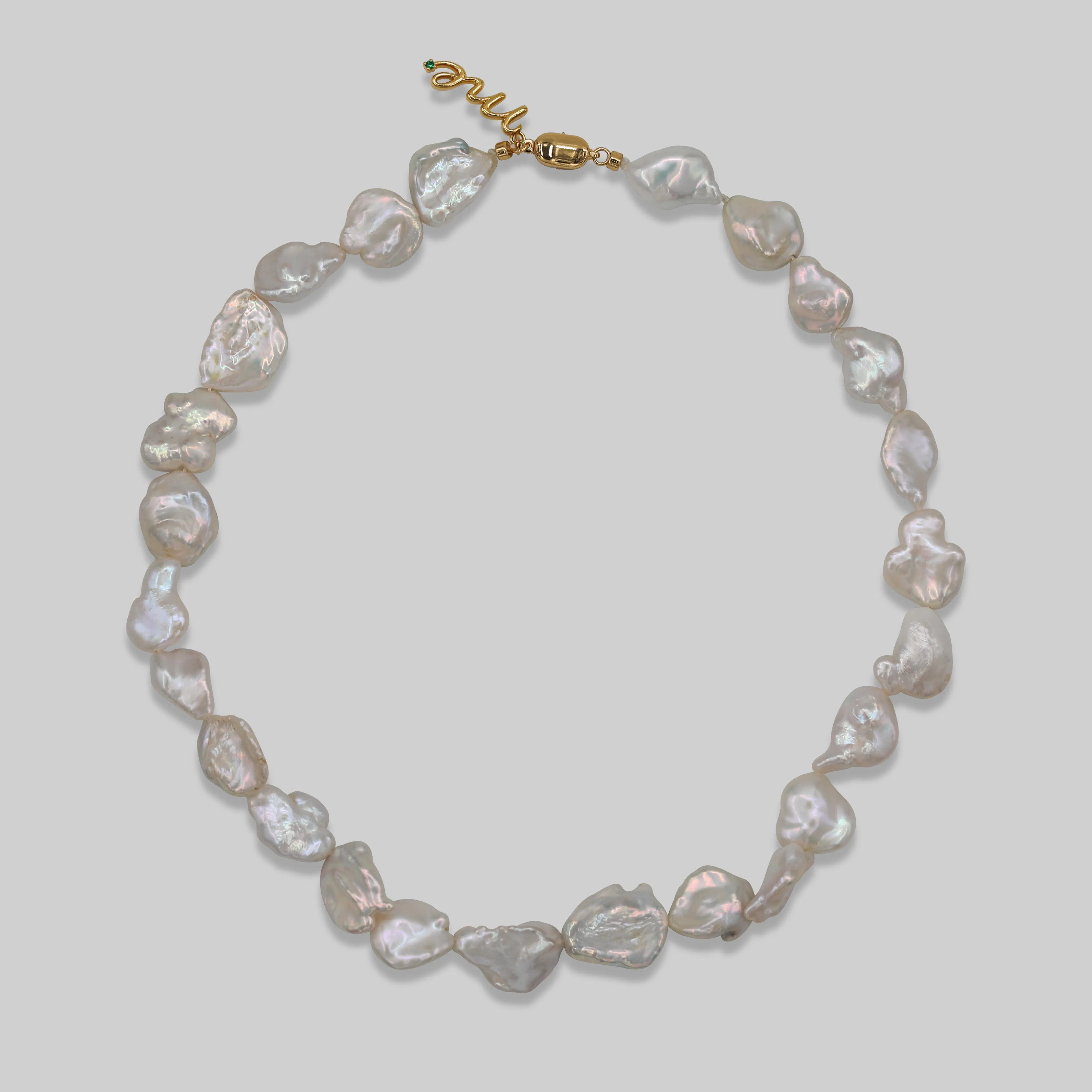 Classic Pearl Necklace