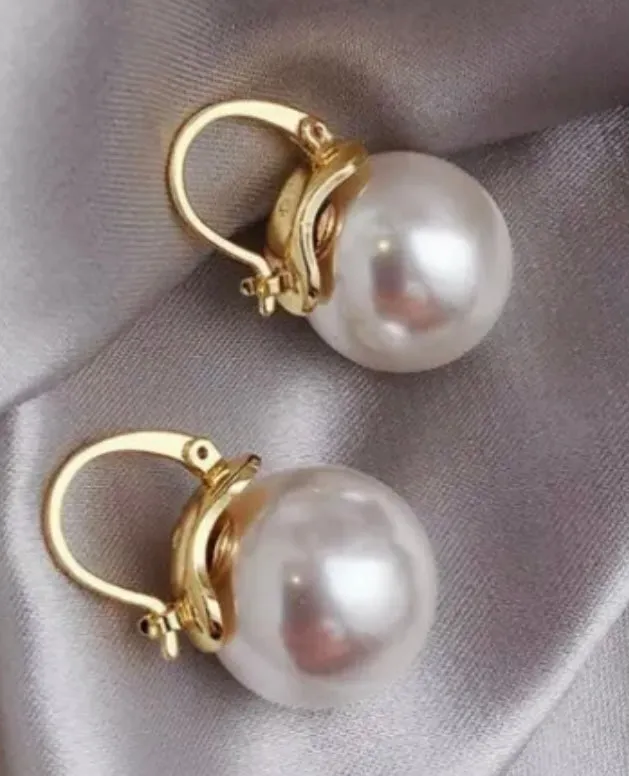 Classic White Pearl Shell 18k Gold Earrings
