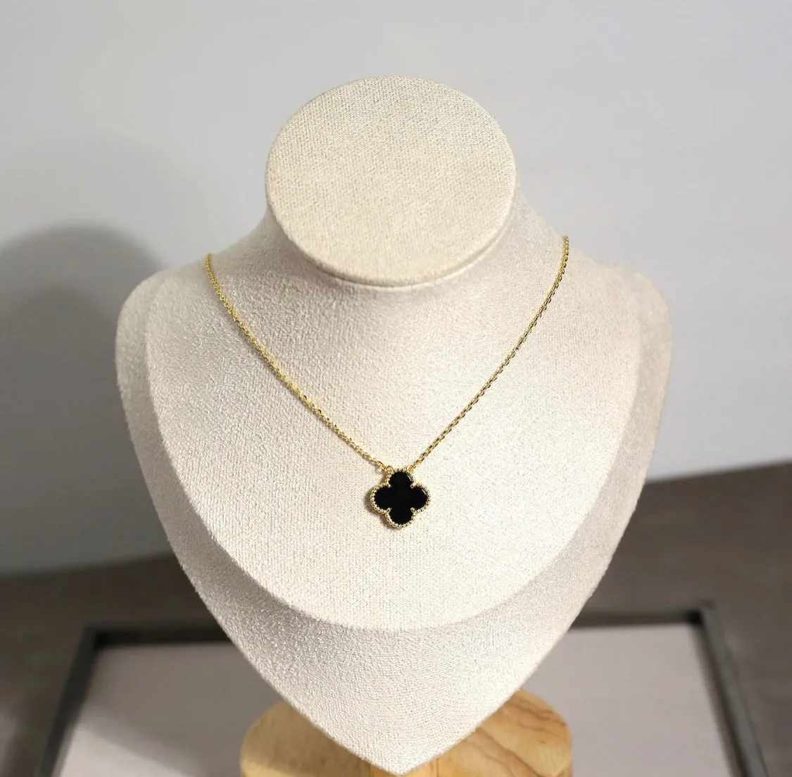 Clover necklace