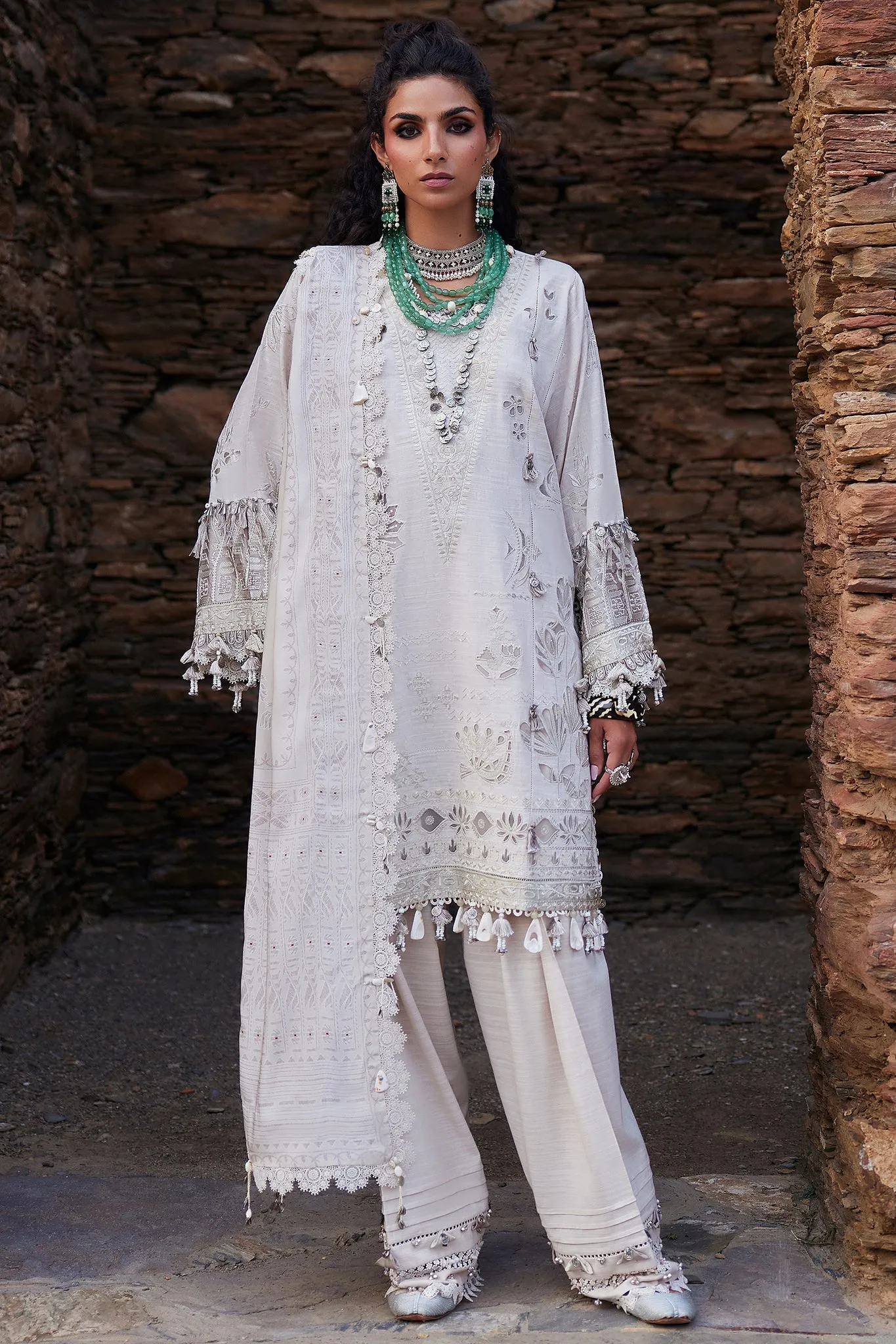 Elan Winter '24 | Thalina (EW24-05)