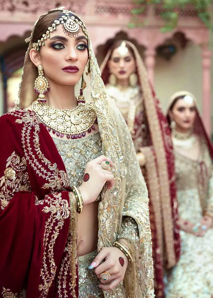 Fabulous Designer Pakistani Bridal Lehnga Choli in Embellished Zardozi Worked White Lehenga with Red Dupatta in Net Chiffon #BN925