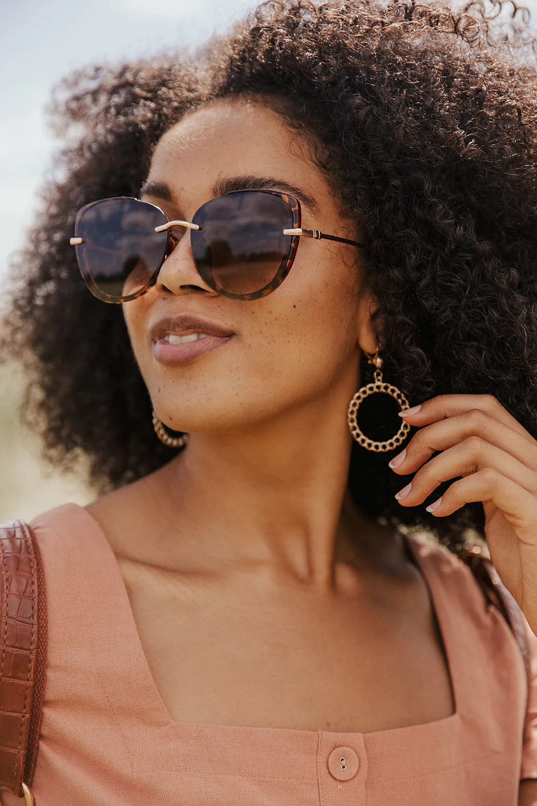 Front Lens Oversized Sunglasses