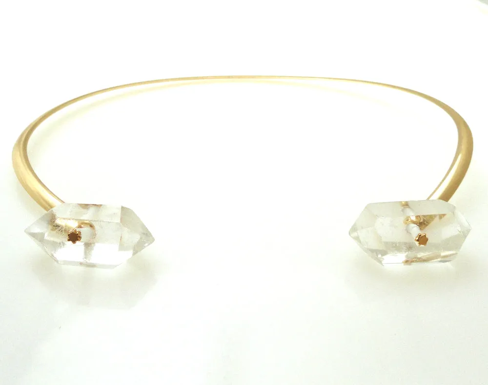 Gold reverse quartz choker necklace