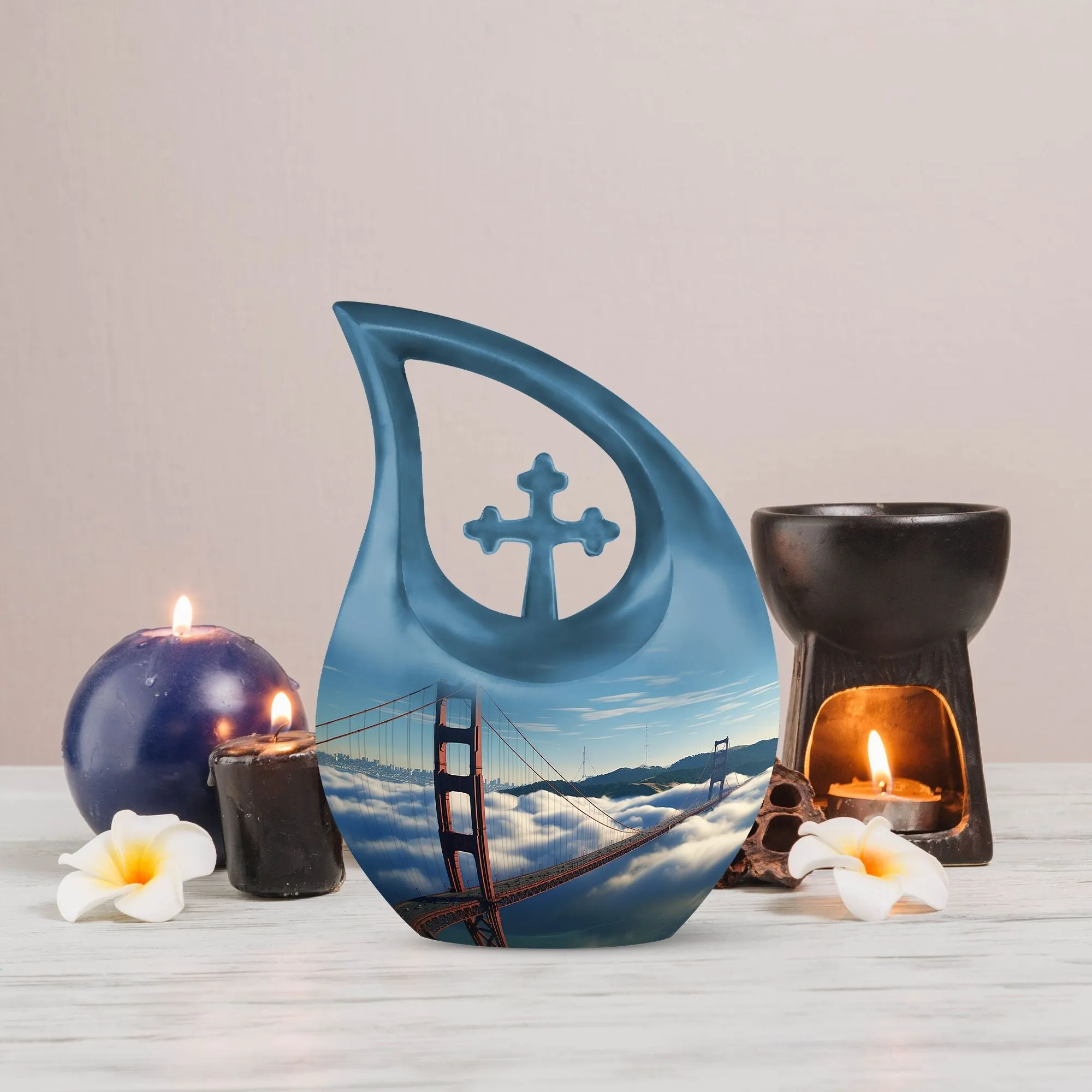 Golden Gate Bridge Urn: Unique Memorial Tribute