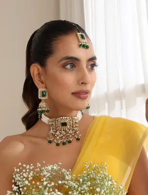 Green Color Choker Kundan Necklace, Earring and Maang Teeka Set