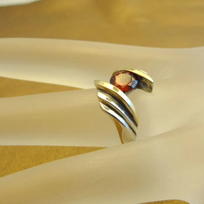 Hadar Designers Red Zircon Ring Solitaire 925 Sterling Silver size 7.5 () LAST