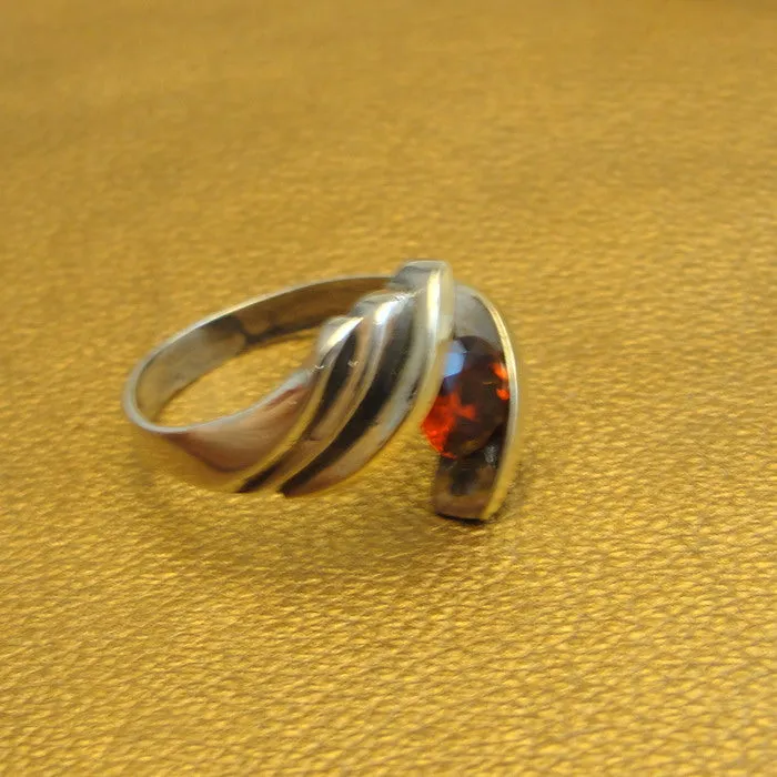 Hadar Designers Red Zircon Ring Solitaire 925 Sterling Silver size 7.5 () LAST