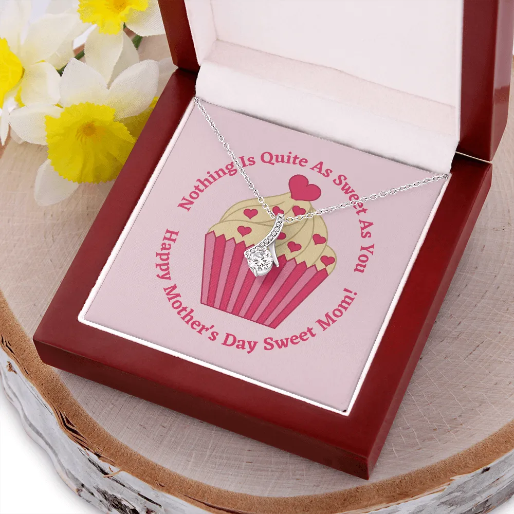 Happy Mother's Day Sweet Mom Alluring Beauty Necklace