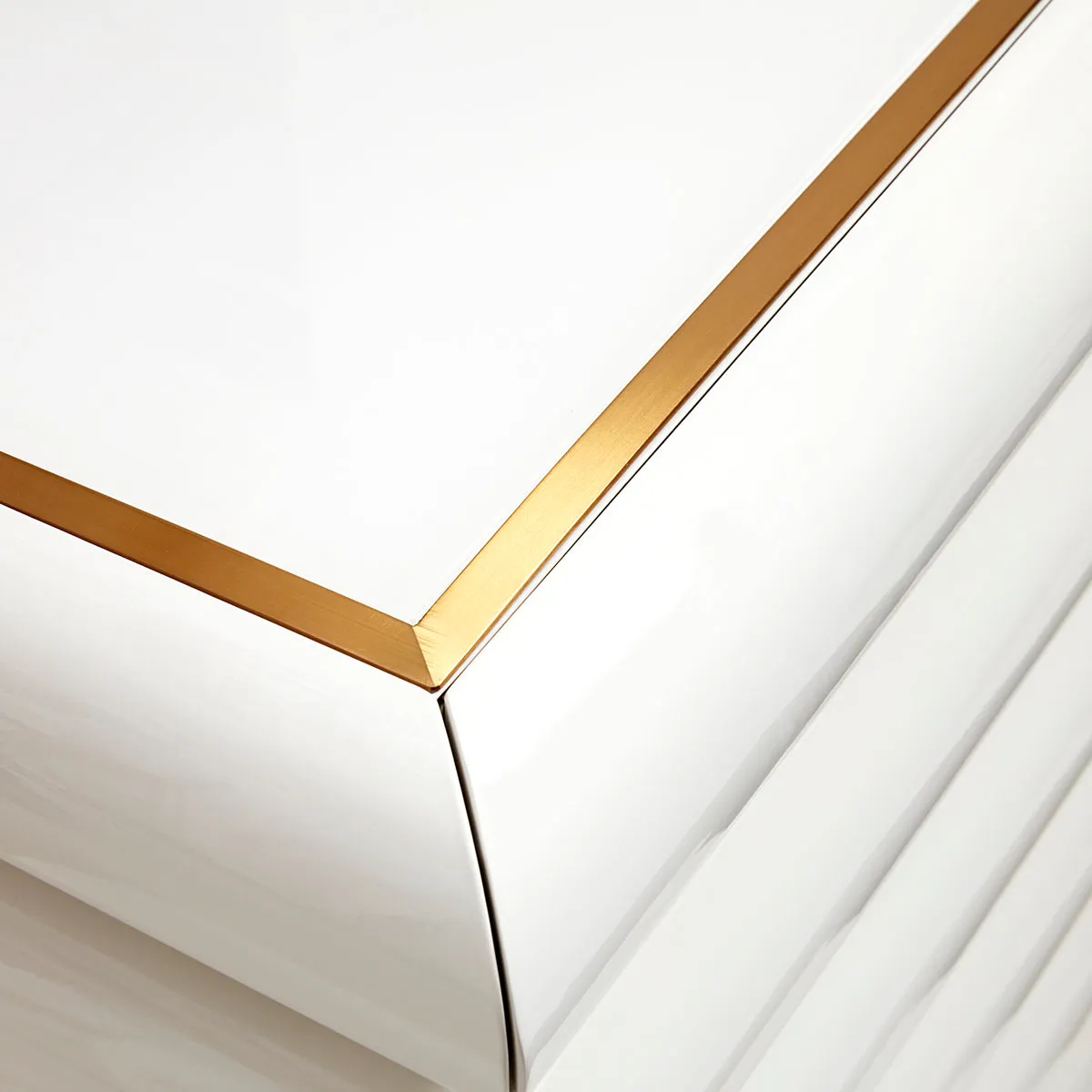 Kiki 6 Drawer Dresser