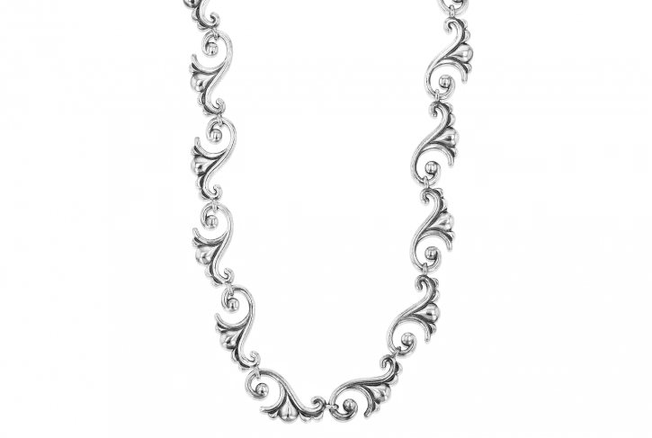 Legacy Chain Link Necklace