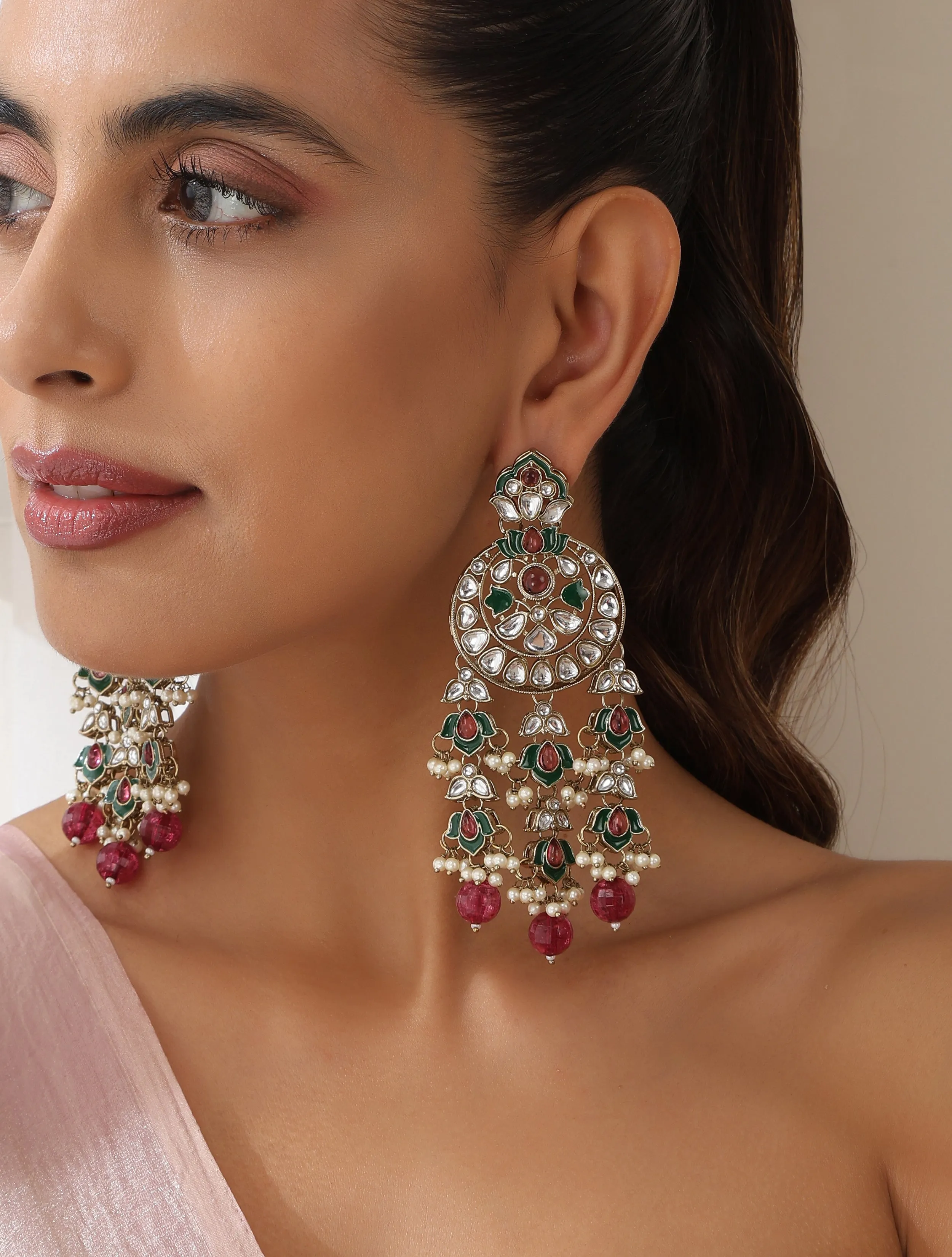 Magenta Color Kundan Earrings