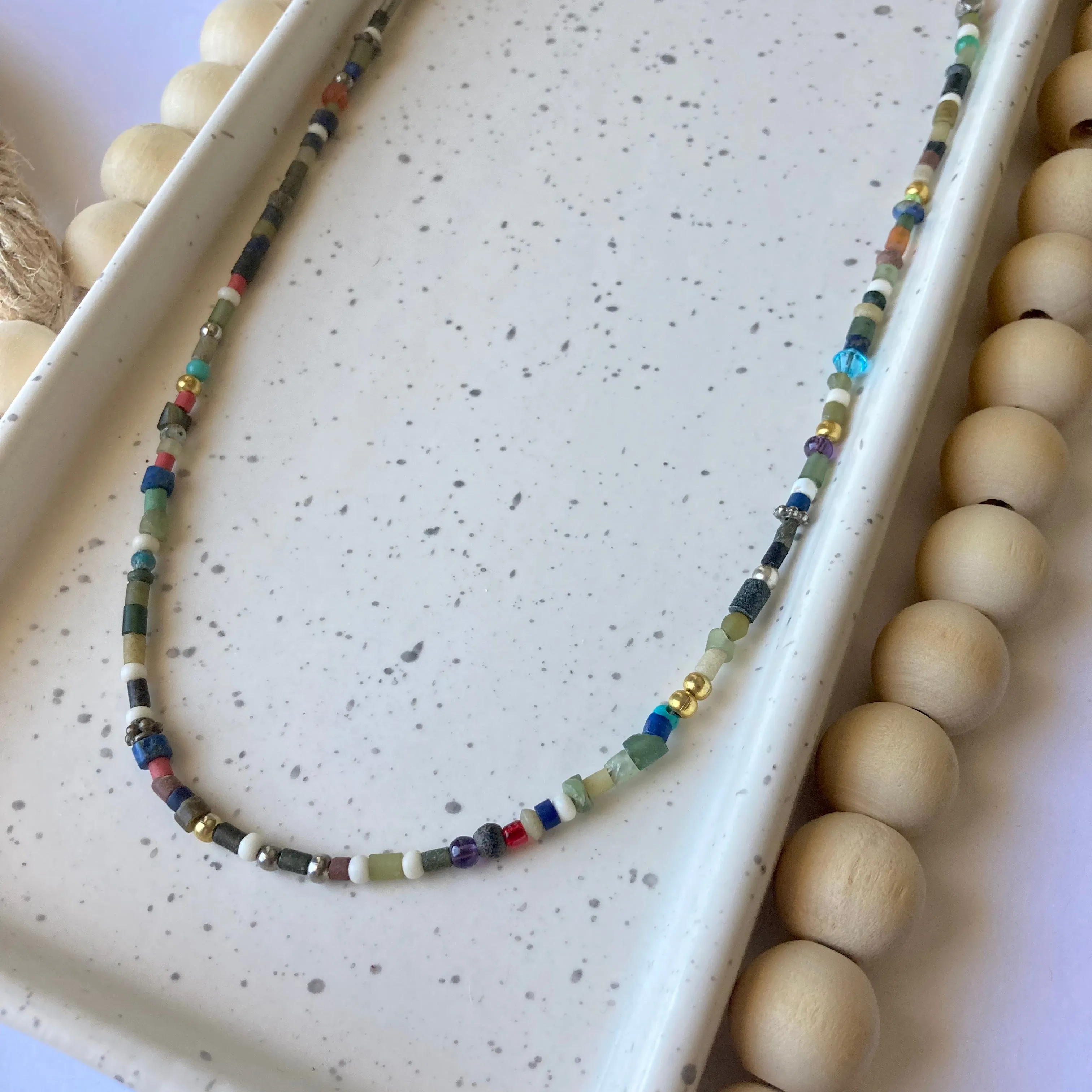 MEDLEY SERPENTINE NECKLACE