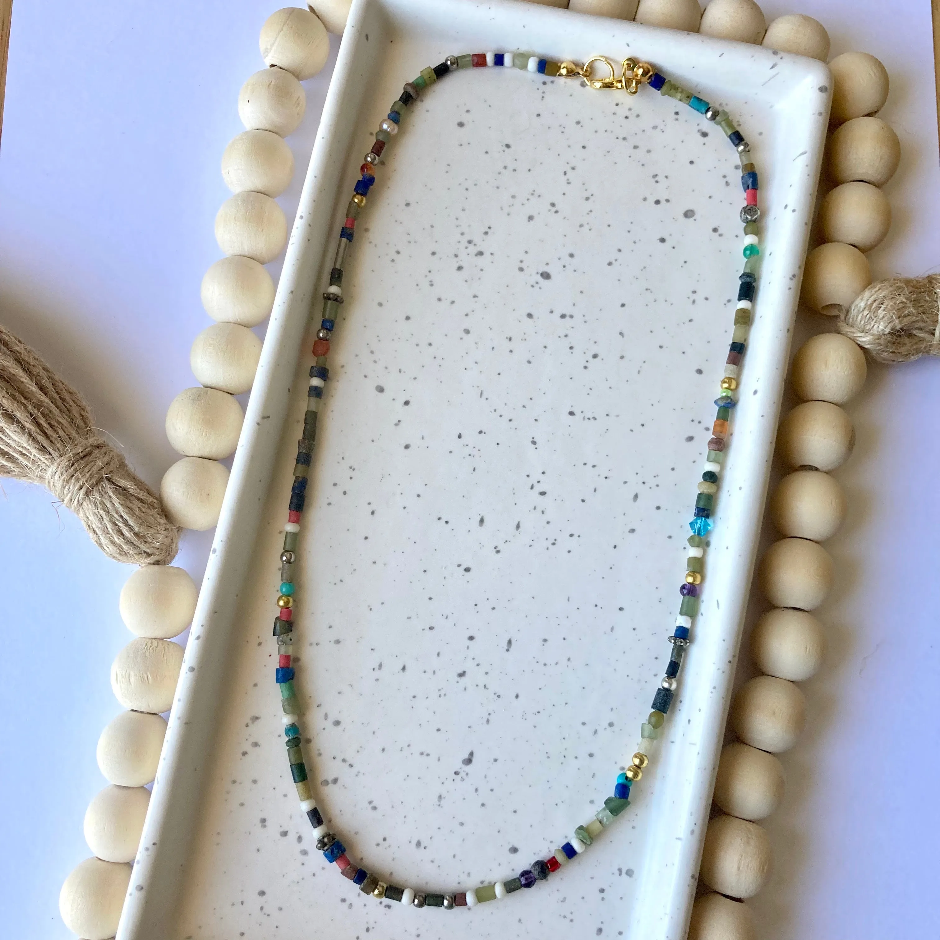 MEDLEY SERPENTINE NECKLACE