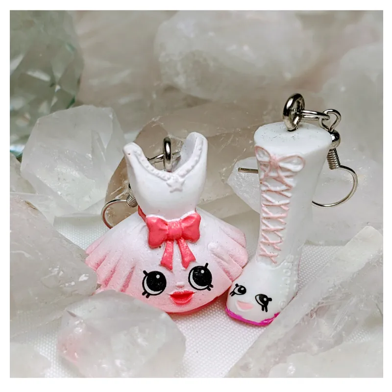 Misfit Earrings | Strawbphiazbling