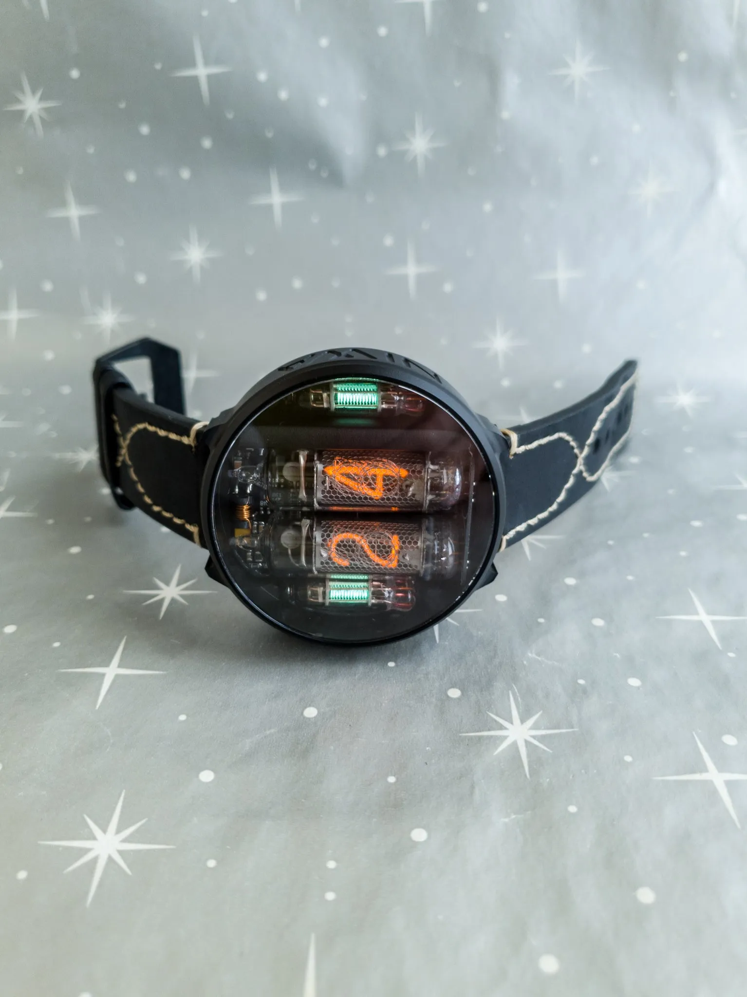 NIWA Nixie watch V 2.0 - Titanium Barnard 68
