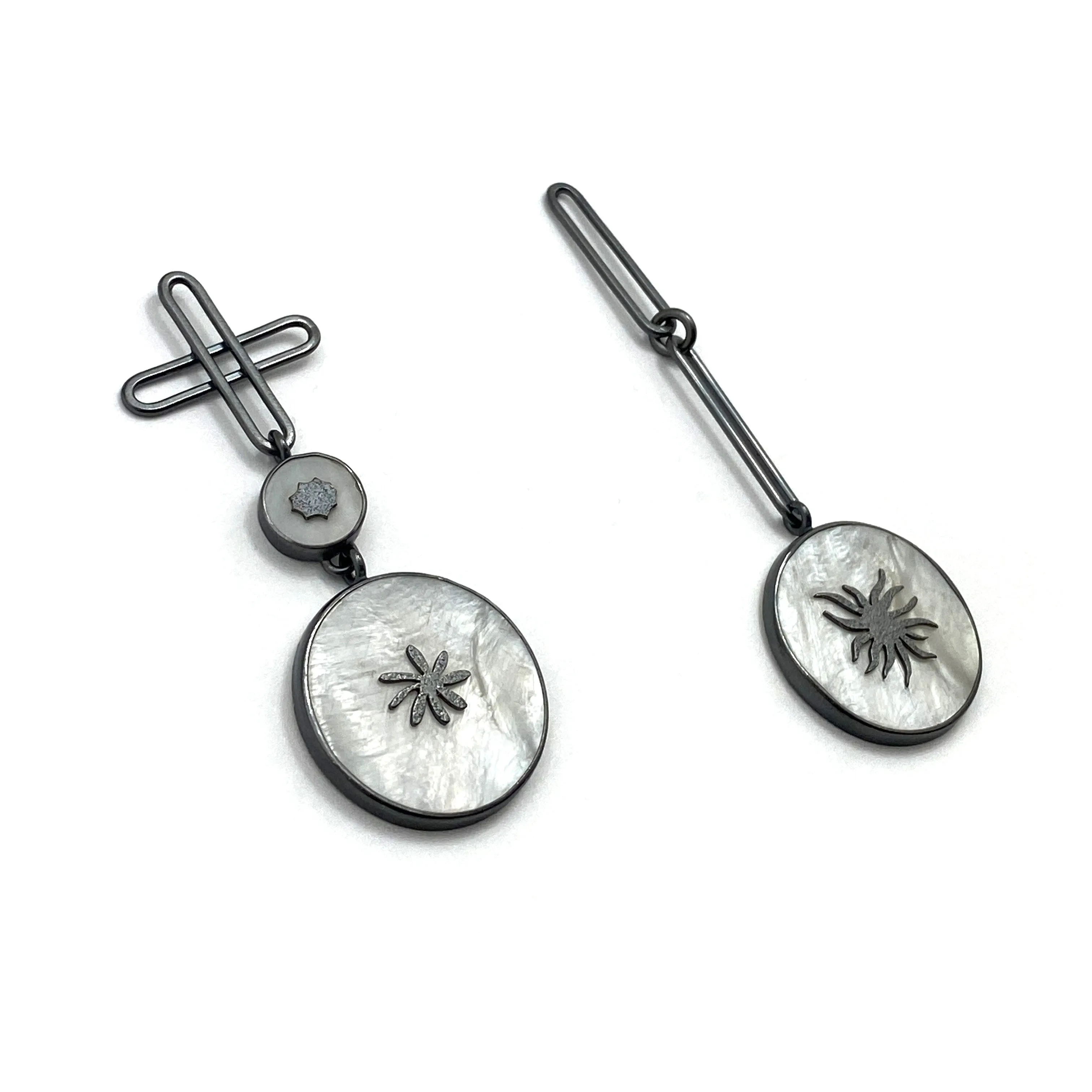 Pearl Icon Earrings