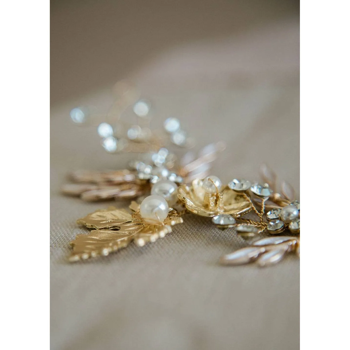 Petite Mariee Boutique - Autumn Bridal Hair Vine