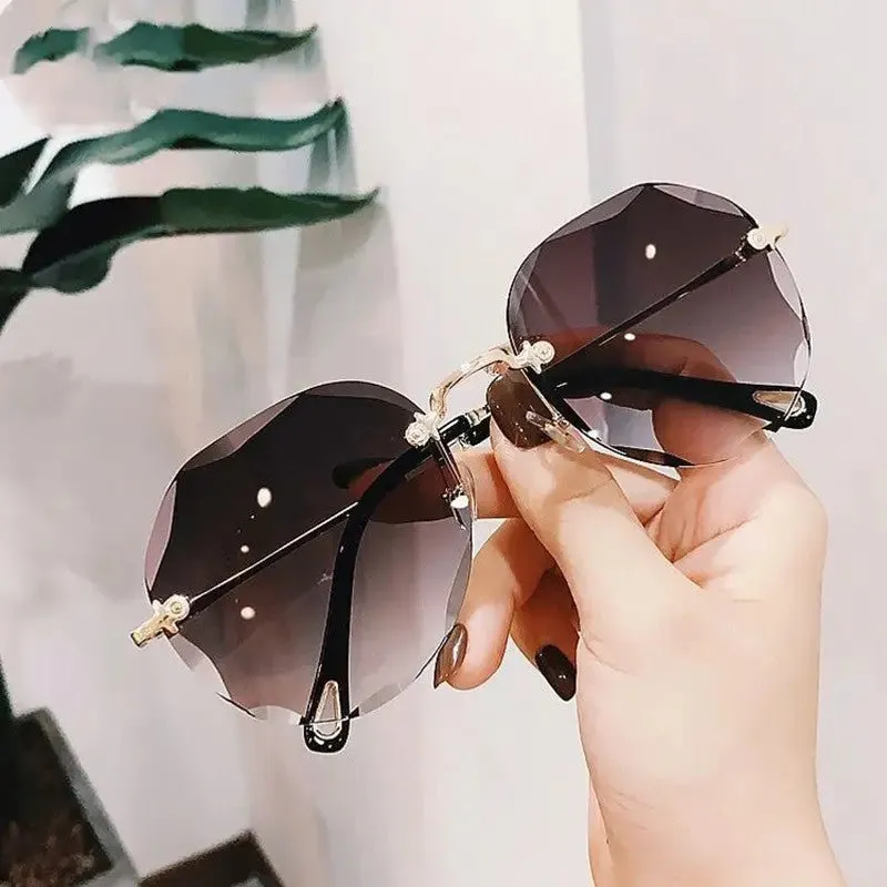 Polygonal Sunglasses: Modern Polygon Shape, UV Protectionalmö