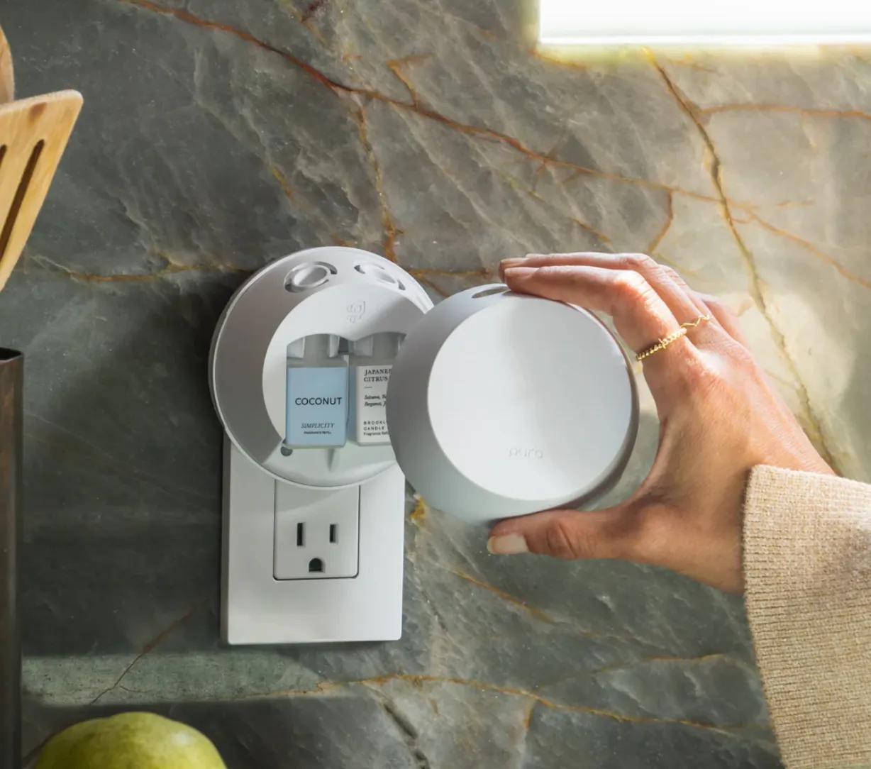Pura 4 | Wall Fragrance Diffuser