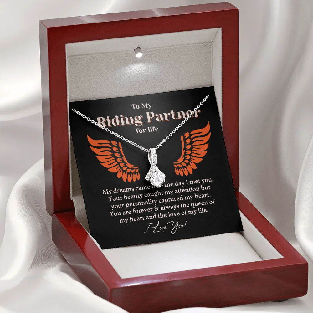 Queen Of My Heart Forever Love Necklace