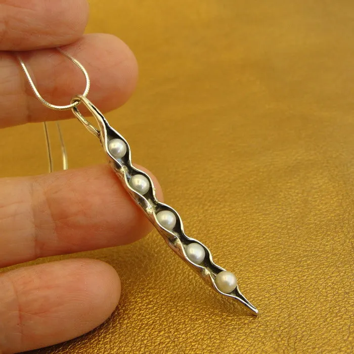 Silver long White Pearl Pendant Necklace Handmade Hadar Designers Unique Art(ms)Y