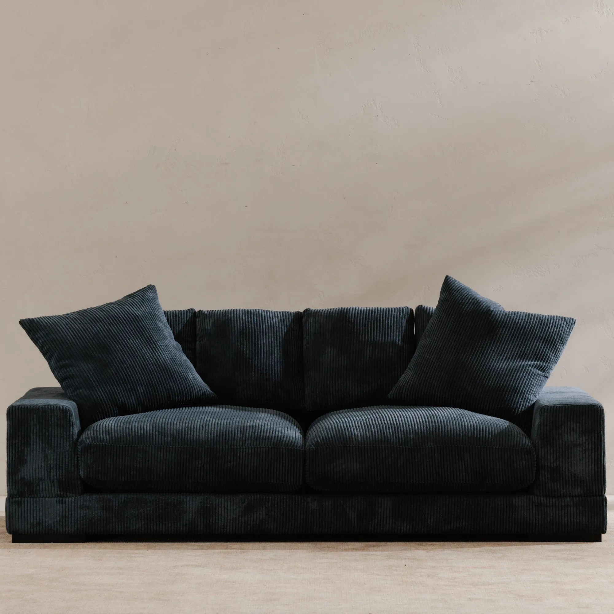 Space-Adaptive Relaxation Lounge