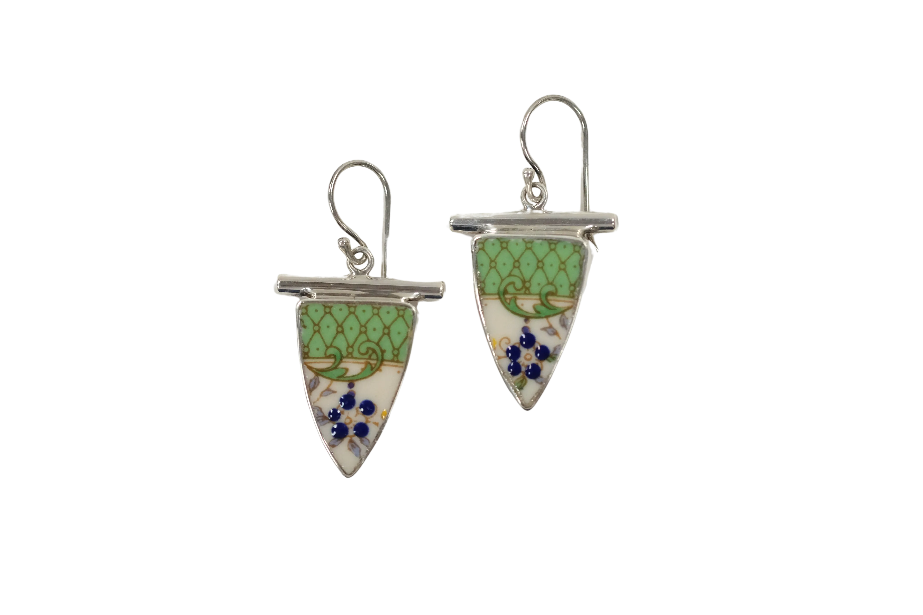 Trellis floral earrings