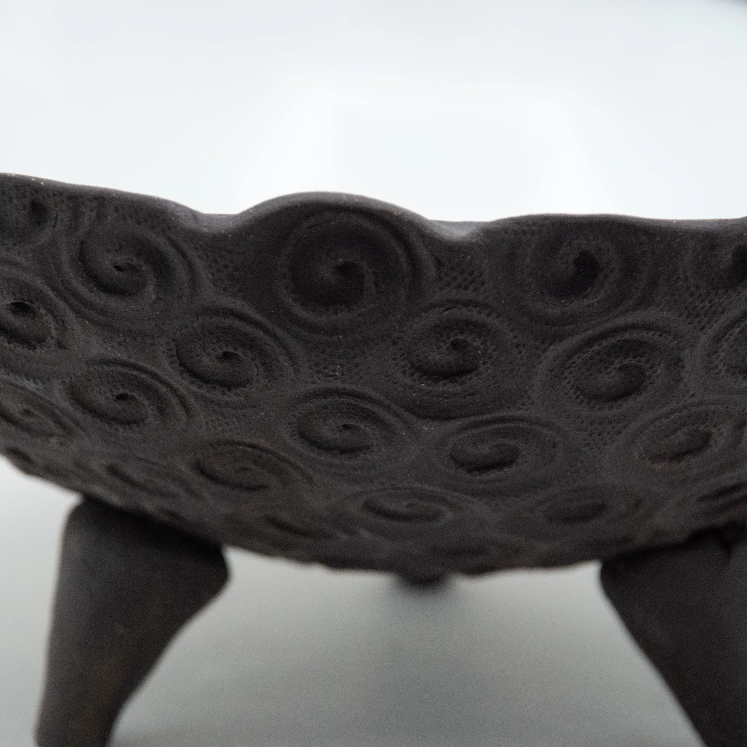 Tri-Pod Bowl 282