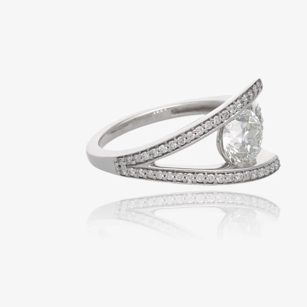 Triumph Modern Bridal Ring