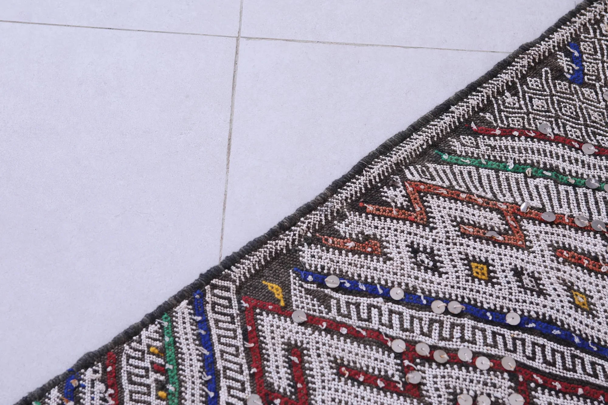 Unique Vintage Berber Runner Rug - 4.1x9.9 ft Handwoven Design