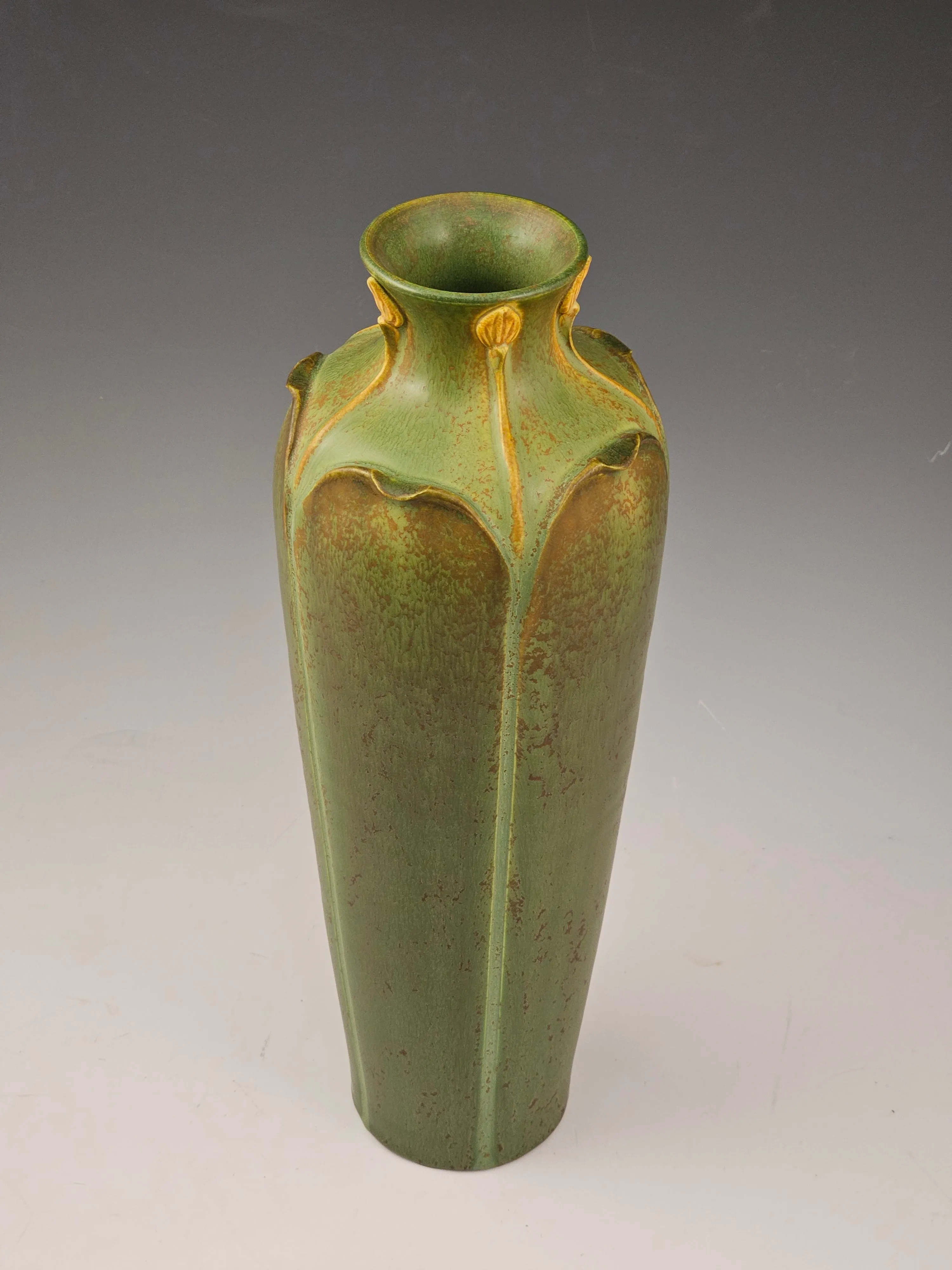 Virtue Vase