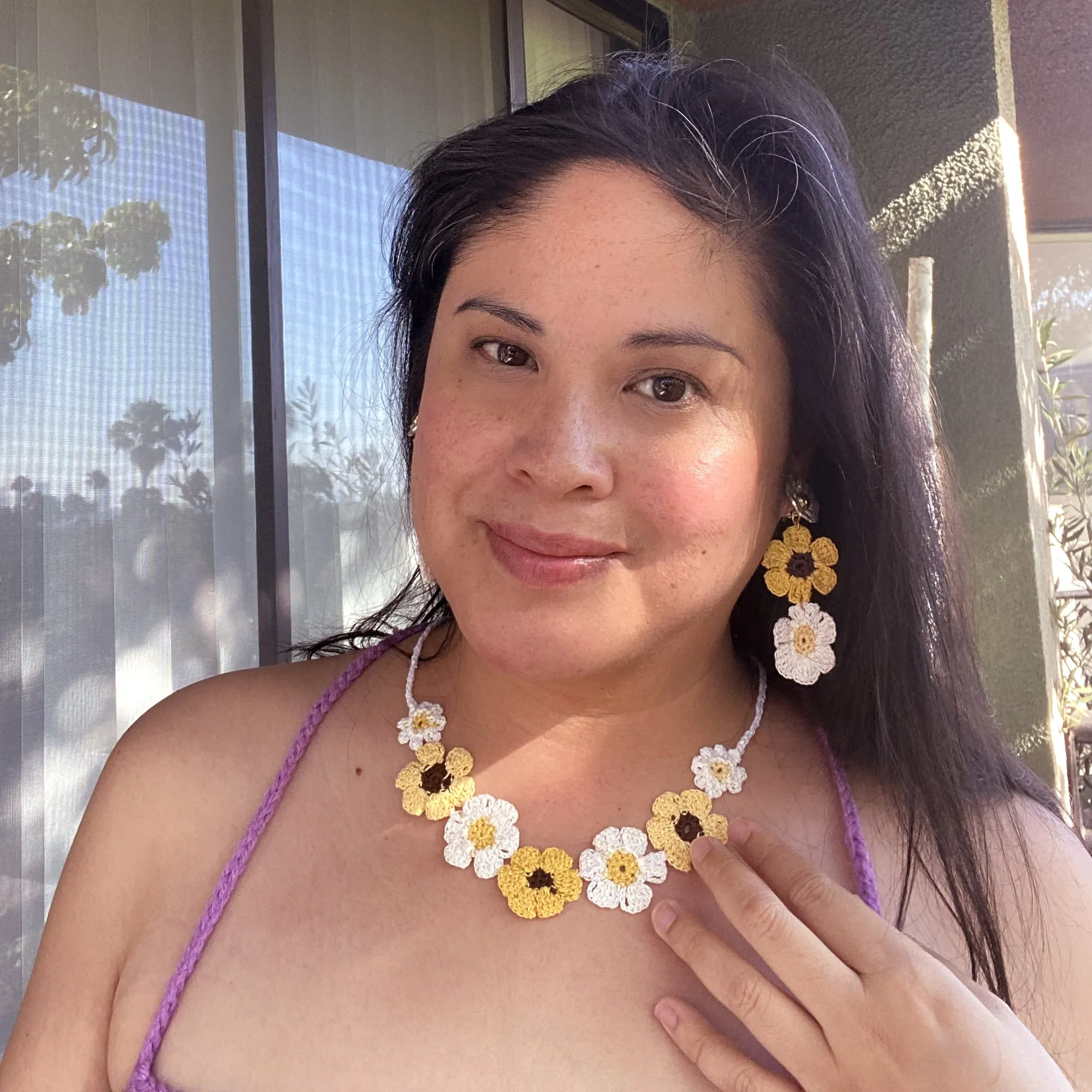 Yellow and white daisy crochet set