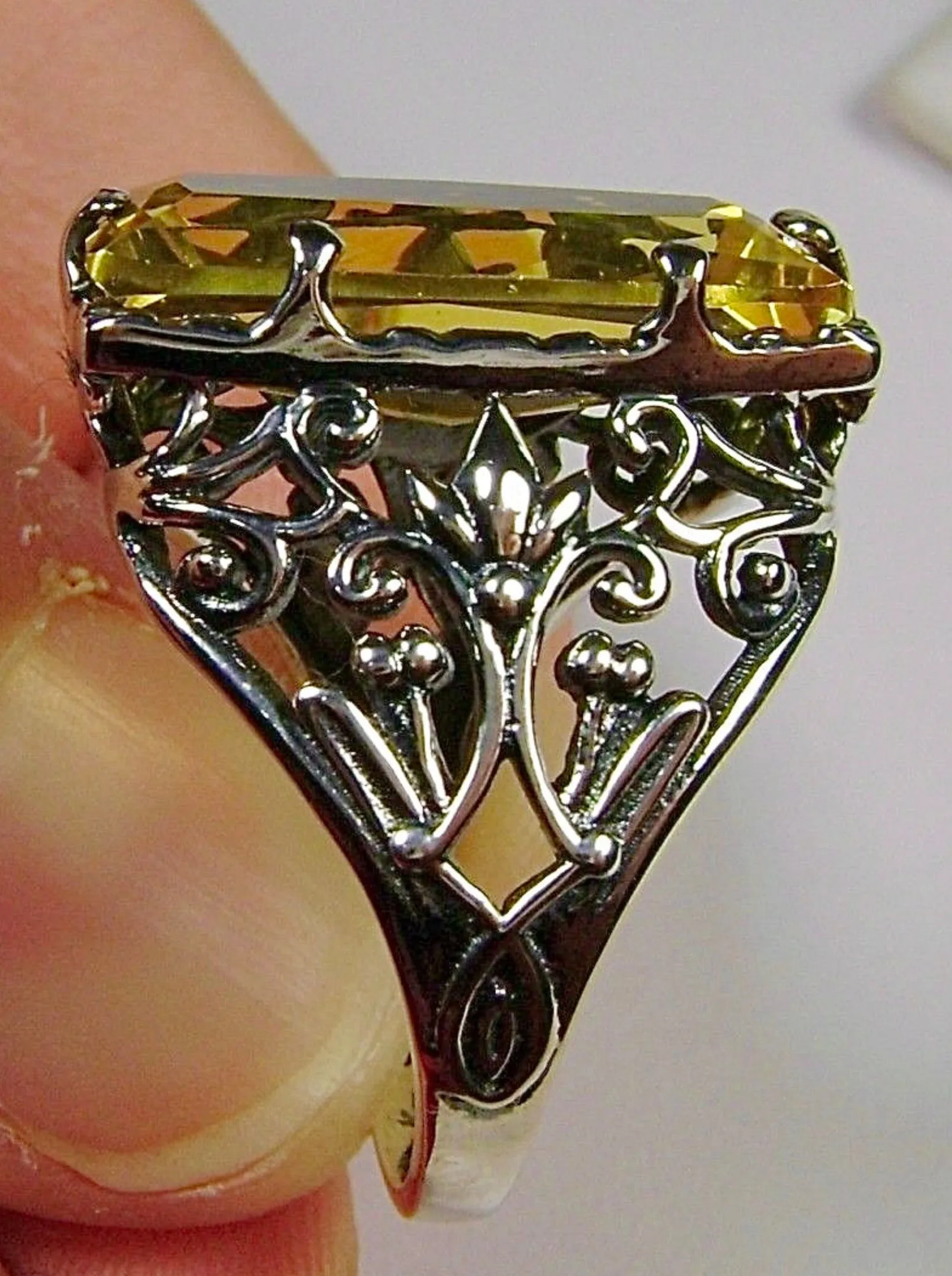 Yellow Citrine Ring, Baguette Gem, Floral Leaf Filigree, Victorian Jewelry, D32