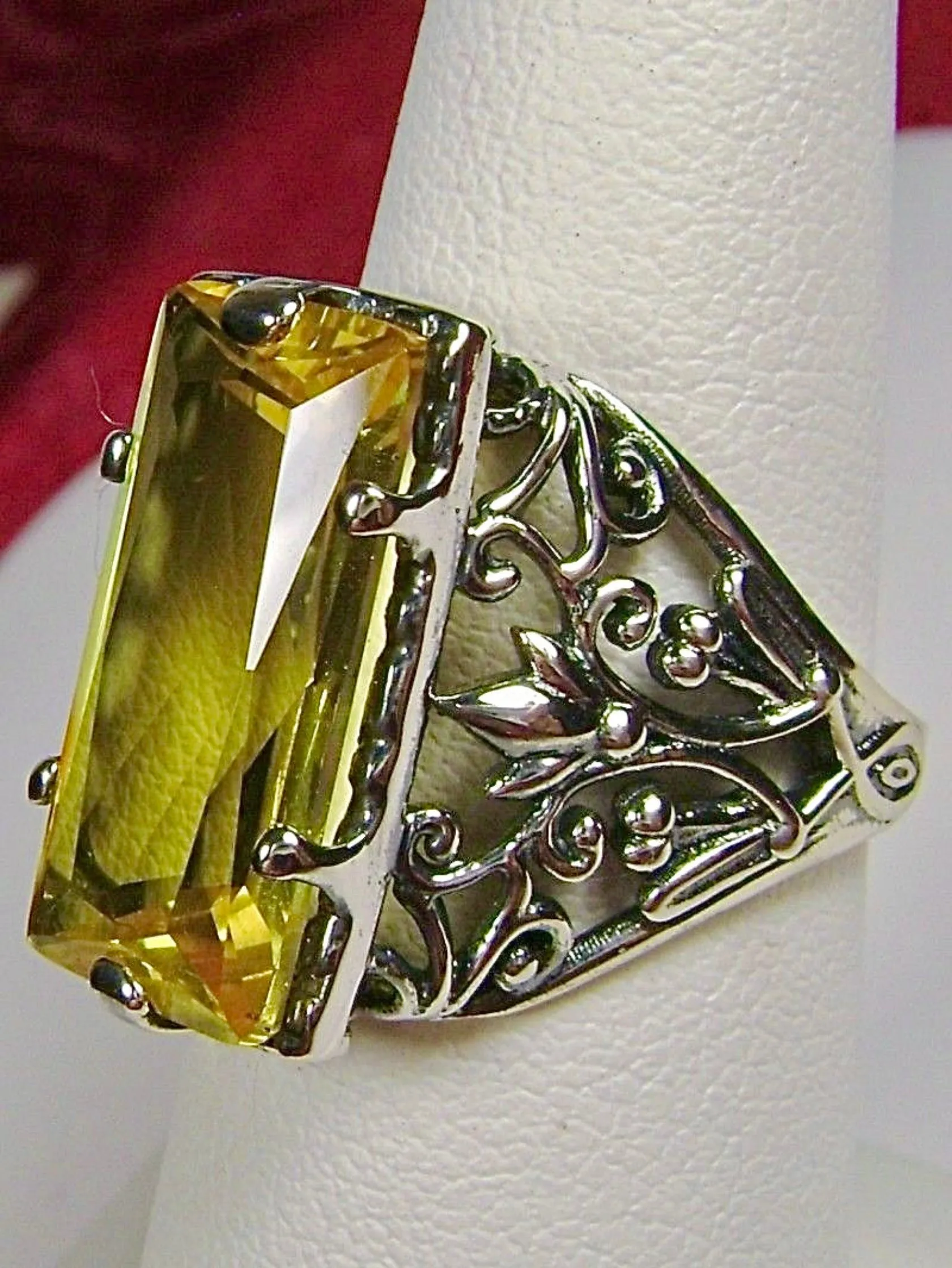 Yellow Citrine Ring, Baguette Gem, Floral Leaf Filigree, Victorian Jewelry, D32