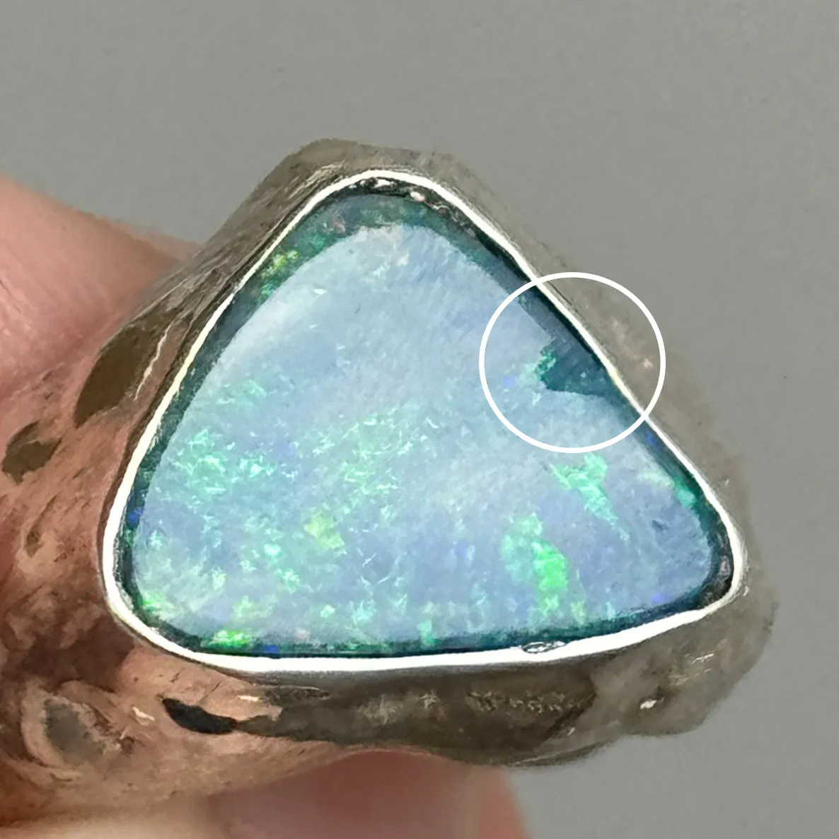 ZISSOU OPAL SIGNET RING